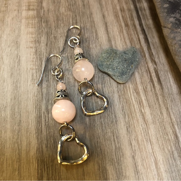 Rose Quartz Silver Heart Earrings - Picture 4 of 4